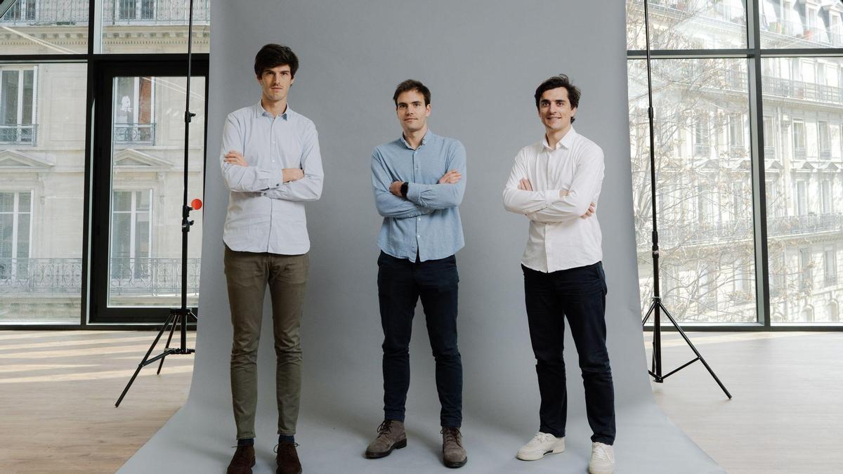 Cofundadores de PayFit. De izquierda a derecha: Ghislain de Fontenai, Lead Delta Team; Firmin Zocchetto, CEO; Florian Fournier, viceconsejero delegado.