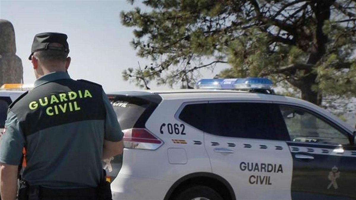 Detenido un joven de 26 años por profanar varias tumbas en Cheste Detenido un joven de 26 años por profanar varias tumbas en Cheste