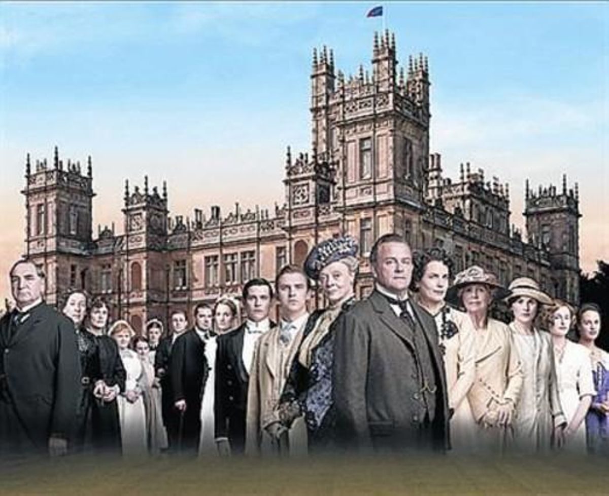 Imagen promocional de’Downton Abbey’, con el castillo de Highclere, donde se rueda la serie. Imagen promocional de’Downton Abbey’, con el castillo de Highclere, donde se rueda la serie.