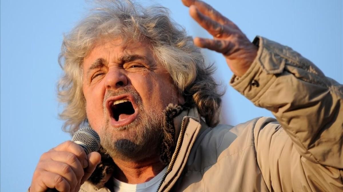 Grillo, en un acto electoral en Turín, en una imagen de archivo. Grillo, en un acto electoral en Turín, en una imagen de archivo.