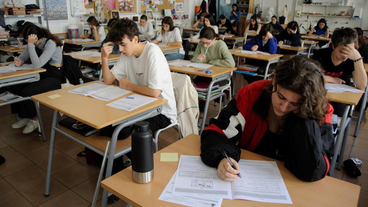 Profesores de Secundària aseguran que las residentes en institutos «constatan el fracaso del máster para ser docente»