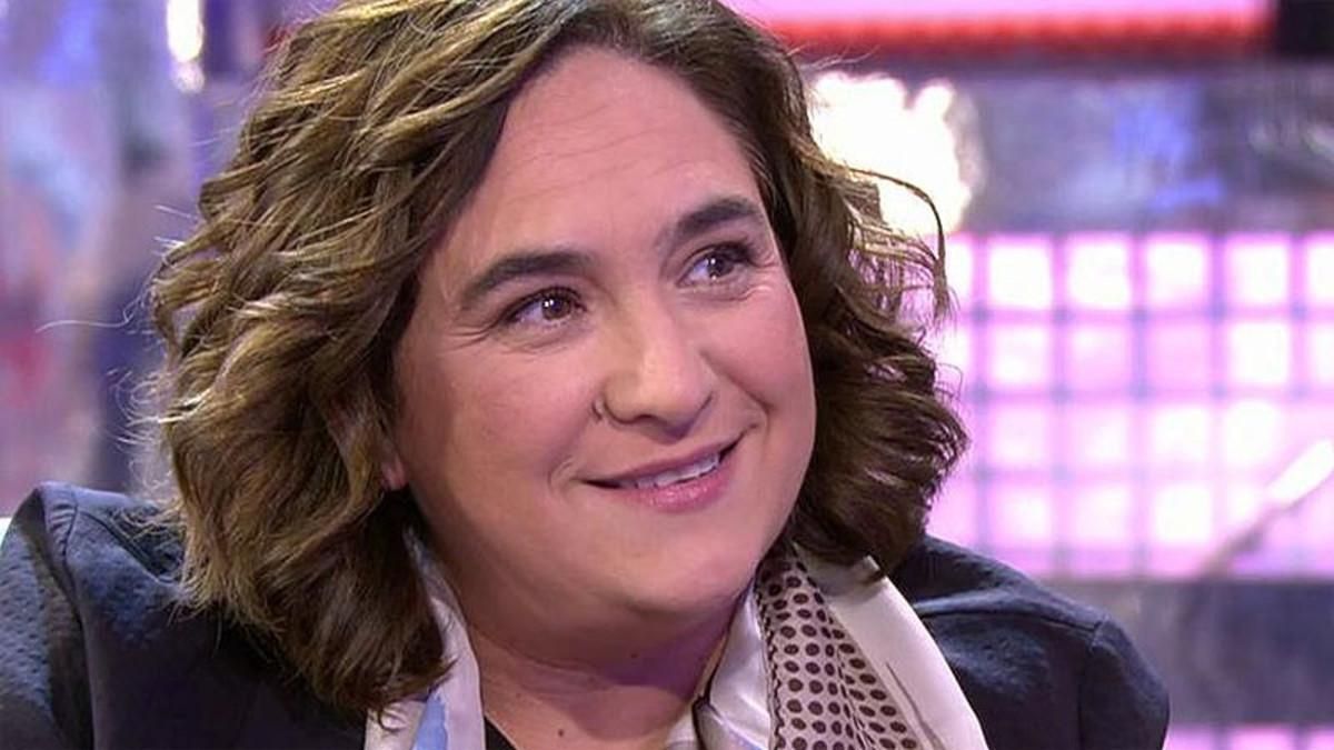 Ada Colau, durante su entrevista en ’Sálvame Deluxe’. Ada Colau, durante su entrevista en ’Sálvame Deluxe’.