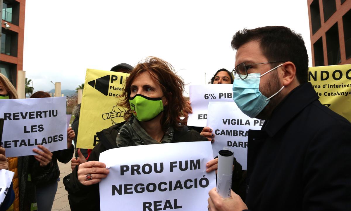 Imagen de archivo de una protesta de docentes en un acto del ’president’ Aragonès.
