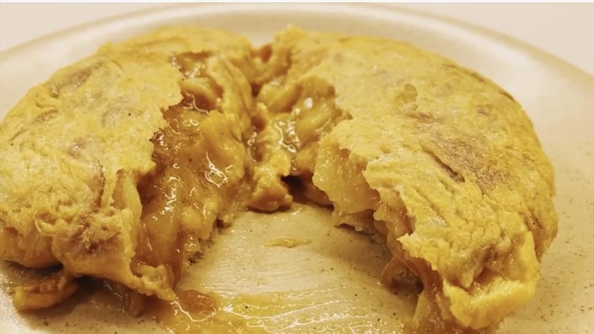 "Me he comido la mejor tortilla de Barcelona y ahora me está buscando la policía" "Me he comido la mejor tortilla de Barcelona y ahora me está buscando la policía"