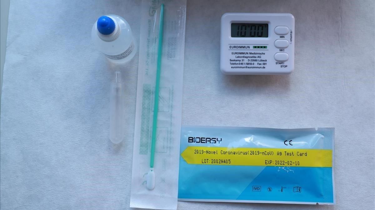 Material para la realización de test rápidos del coronavirus. Material para la realización de test rápidos del coronavirus.