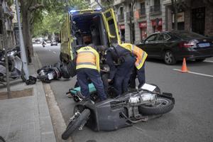 La sinistralitat més greu baixa a Barcelona, però amb el doble de morts en moto