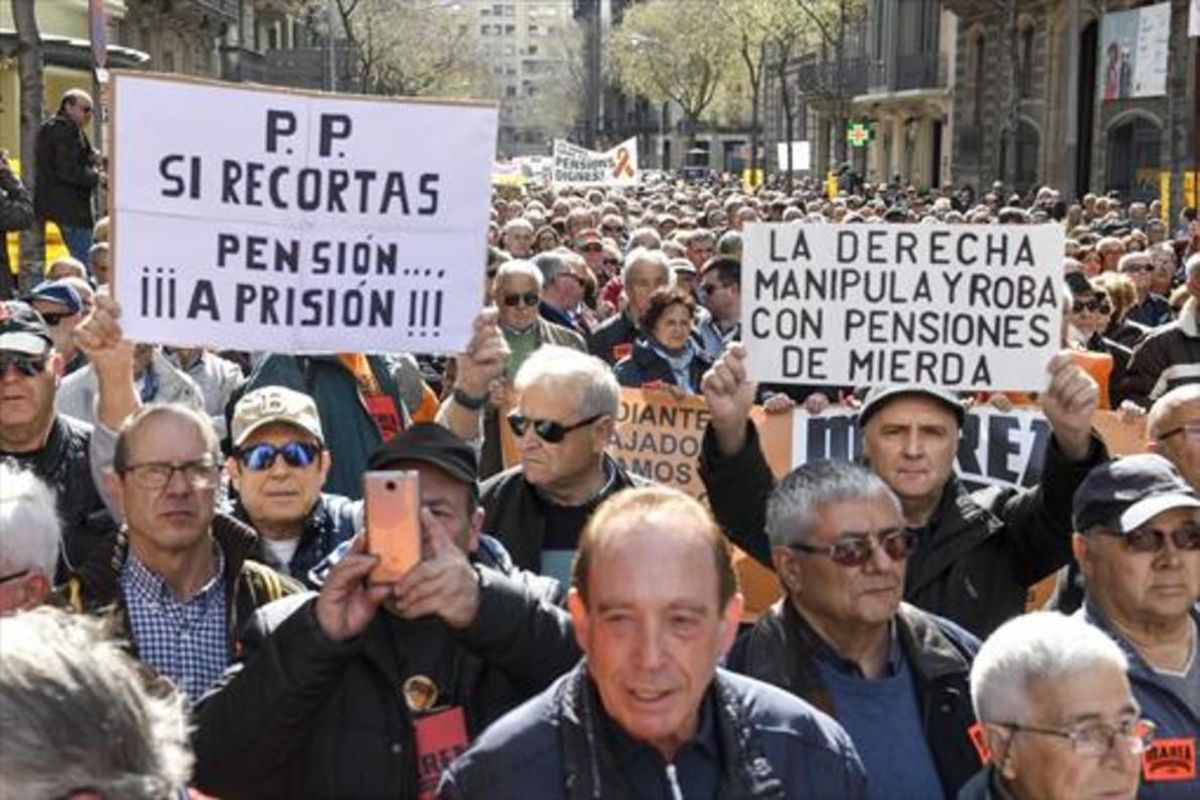 Manifestación de pensionistas en Barcelona, el pasado 17 de marzo. Manifestación de pensionistas en Barcelona, el pasado 17 de marzo.