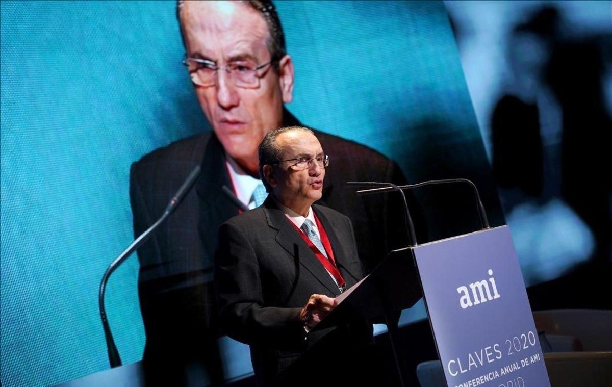 El presidente de Prensa Ibérica y el Grupo Zeta, Javier Moll, durante la apertura de la conferencia anual de AMI en Madrid. El presidente de Prensa Ibérica y el Grupo Zeta, Javier Moll, durante la apertura de la conferencia anual de AMI en Madrid.