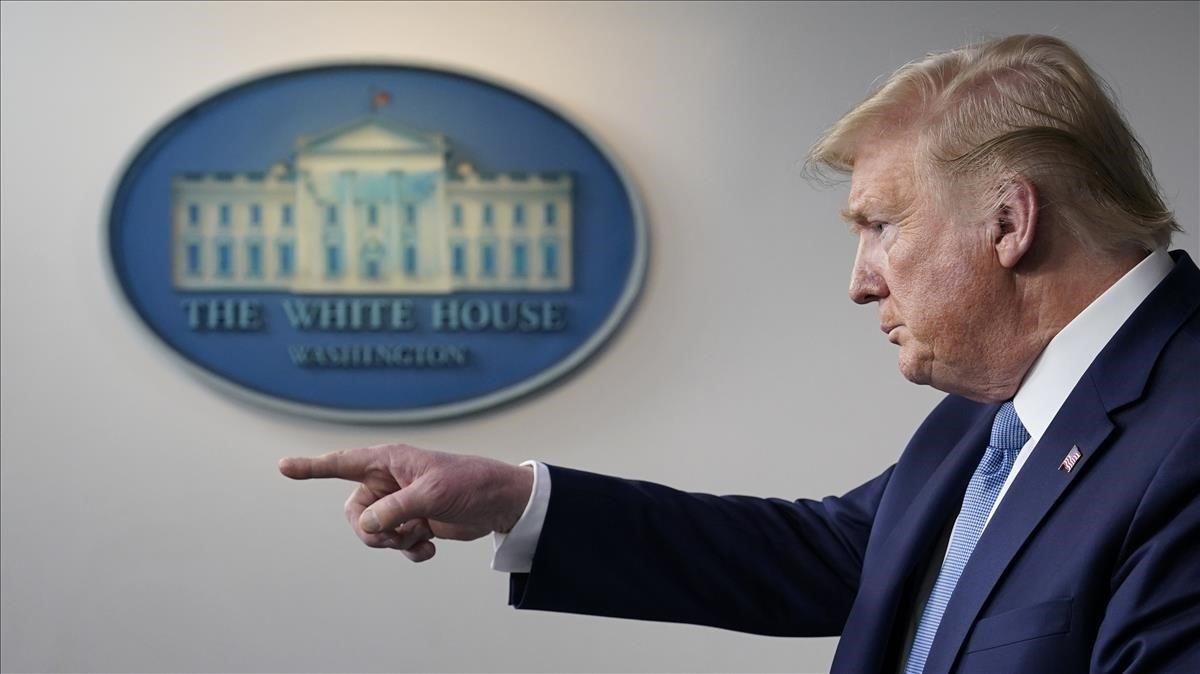 Donald Trump, durante la rueda de prensa que dio sobre el coronavirus este lunes, en la Casa Blanca. Donald Trump, durante la rueda de prensa que dio sobre el coronavirus este lunes, en la Casa Blanca.