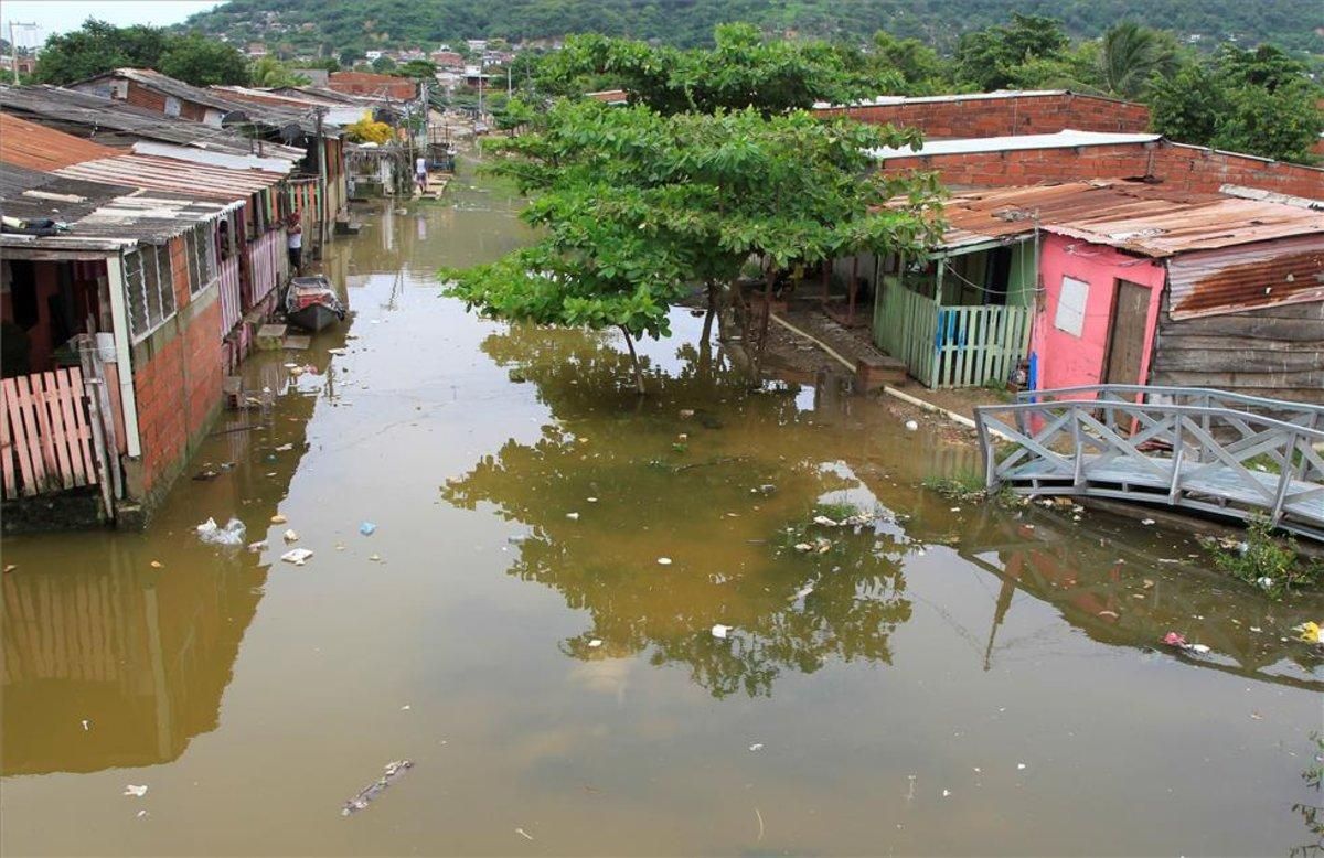 Inundaciones en Nicaragua causadas por el paso de un huracán. Inundaciones en Nicaragua causadas por el paso de un huracán.