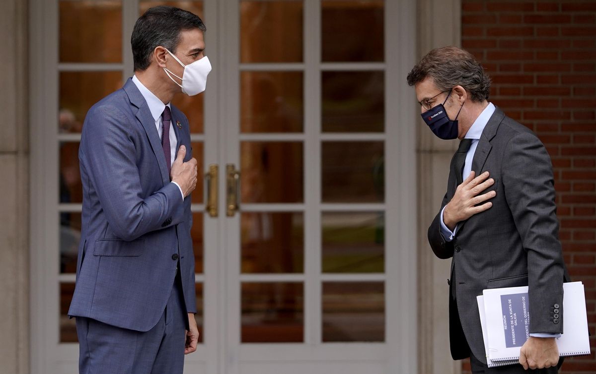 Pedro Sánchez y Alberto Núñez Feijóo durante la reunión que han mantenido hoy en Moncloa. Pedro Sánchez y Alberto Núñez Feijóo durante la reunión que han mantenido hoy en Moncloa.