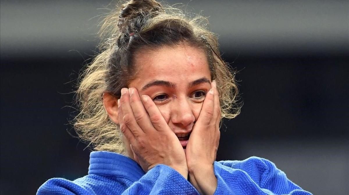 Majlinda Kelmendi expresa su emoción tras ganar el combate a la italiana Odette Giuffrida. Majlinda Kelmendi expresa su emoción tras ganar el combate a la italiana Odette Giuffrida.