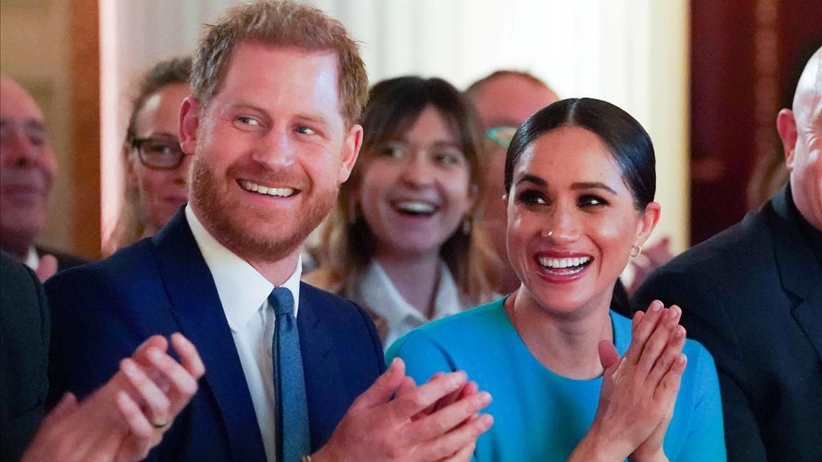 FILE PHOTO Britain s Prince Harry and his wife Meghan Duchess of Sussex cheer during the annual Endeavour Fund Awards at Mansion House in London Britain March 5 2020 Paul Edwards Pool via REUTERS File Photo FILE PHOTO Britain s Prince Harry and his wife Meghan Duchess of Sussex cheer during the annual Endeavour Fund Awards at Mansion House in London Britain March 5 2020 Paul Edwards Pool via REUTERS File Photo