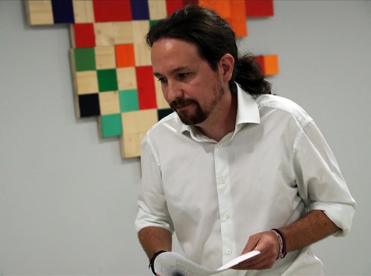 Iglesias i Colau demanen una altra moció de censura a Rajoy Iglesias i Colau demanen una altra moció de censura a Rajoy