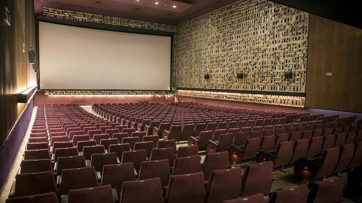 El interior vacío del cine Aribau, en una foto de 2016.