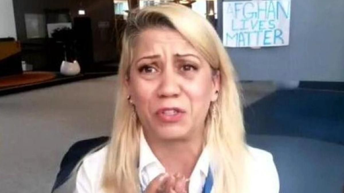 Lailuma Sadid en su intervención en la rueda de prensa del secretario general de la OTAN. Lailuma Sadid en su intervención en la rueda de prensa del secretario general de la OTAN.