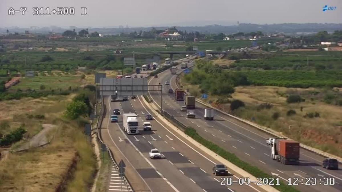 La DGT caza a un conductor a 250 km/h, más del doble de lo permitido La DGT caza a un conductor a 250 km/h, más del doble de lo permitido