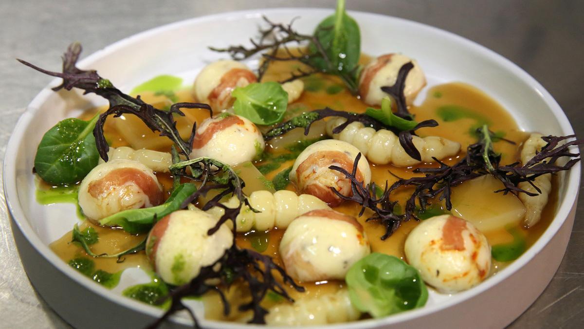  Los raviolis de ’parmentier’con tocino ibérico de A restaurant