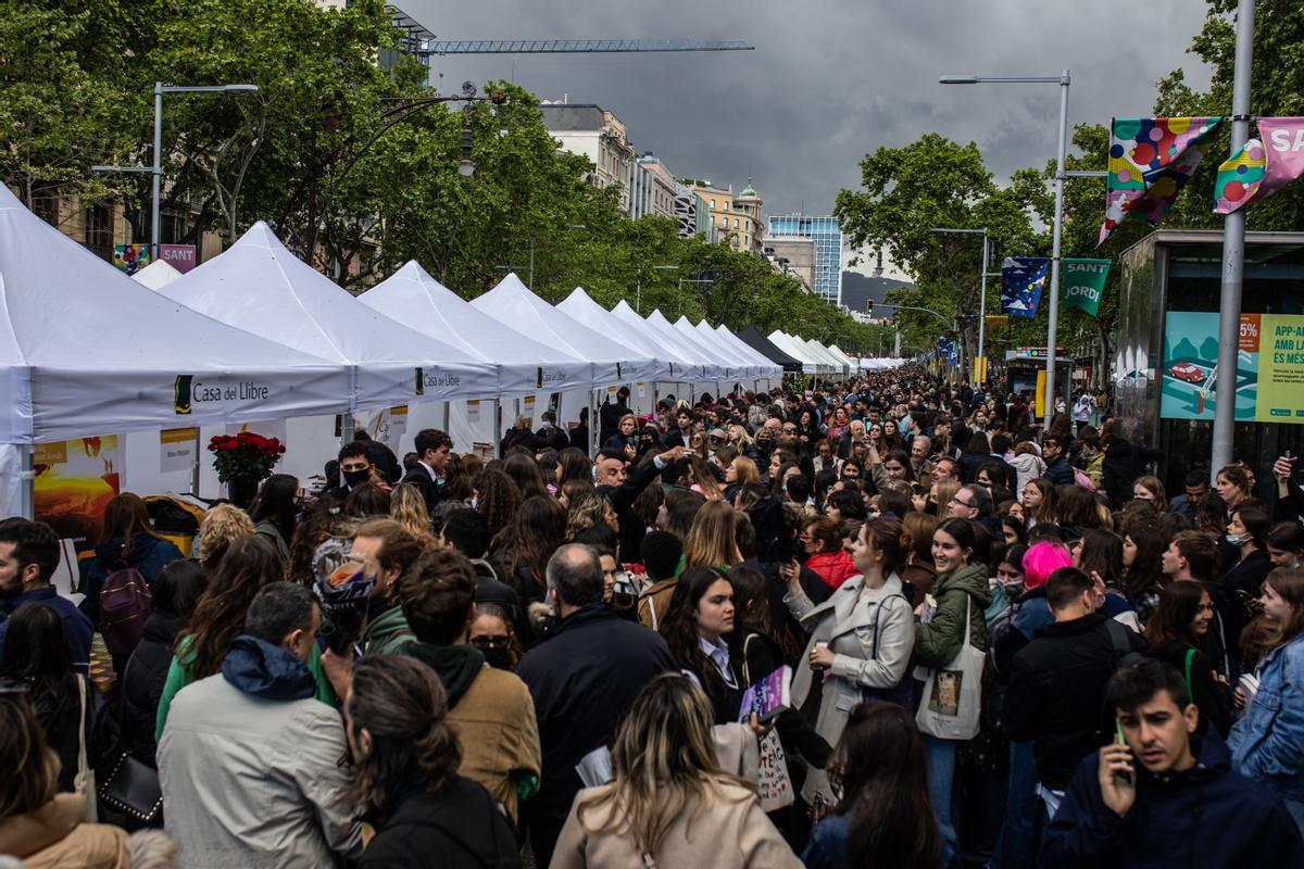 Sant Jordi 2023 a Barcelona: carrers tallats i afectacions al trànsit