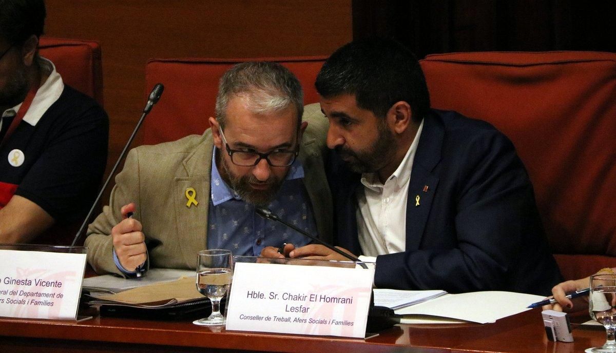 El secretario general de Treball, Josep Ginesta (izquierda) y el ’conseller’ de Treball, Chakir El Homrani. El secretario general de Treball, Josep Ginesta (izquierda) y el ’conseller’ de Treball, Chakir El Homrani.