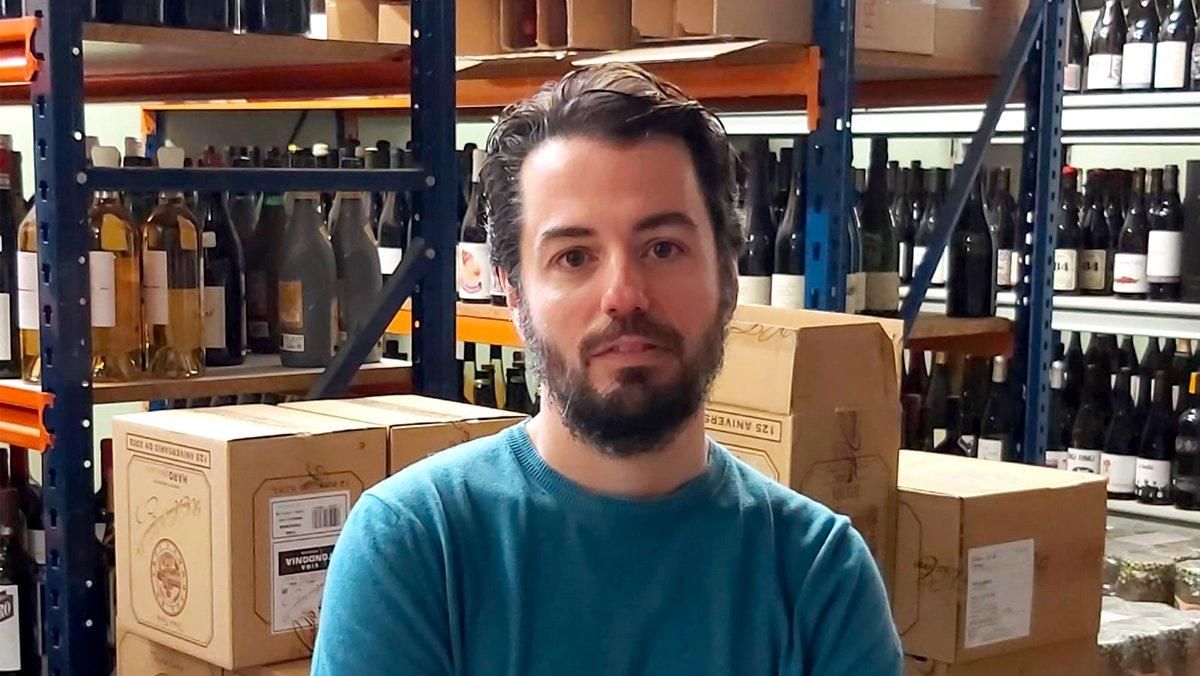 Claudio Comella, en los almacenes de Gourmet Hunters. Claudio Comella, en los almacenes de Gourmet Hunters.
