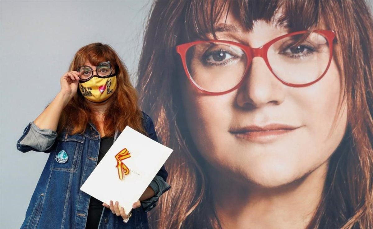 Isabel Coixet, este sábado en el Festival de San Sebastián, agradeciendo la entrega del Premio Nacional de Cinematografía. Isabel Coixet, este sábado en el Festival de San Sebastián, agradeciendo la entrega del Premio Nacional de Cinematografía.