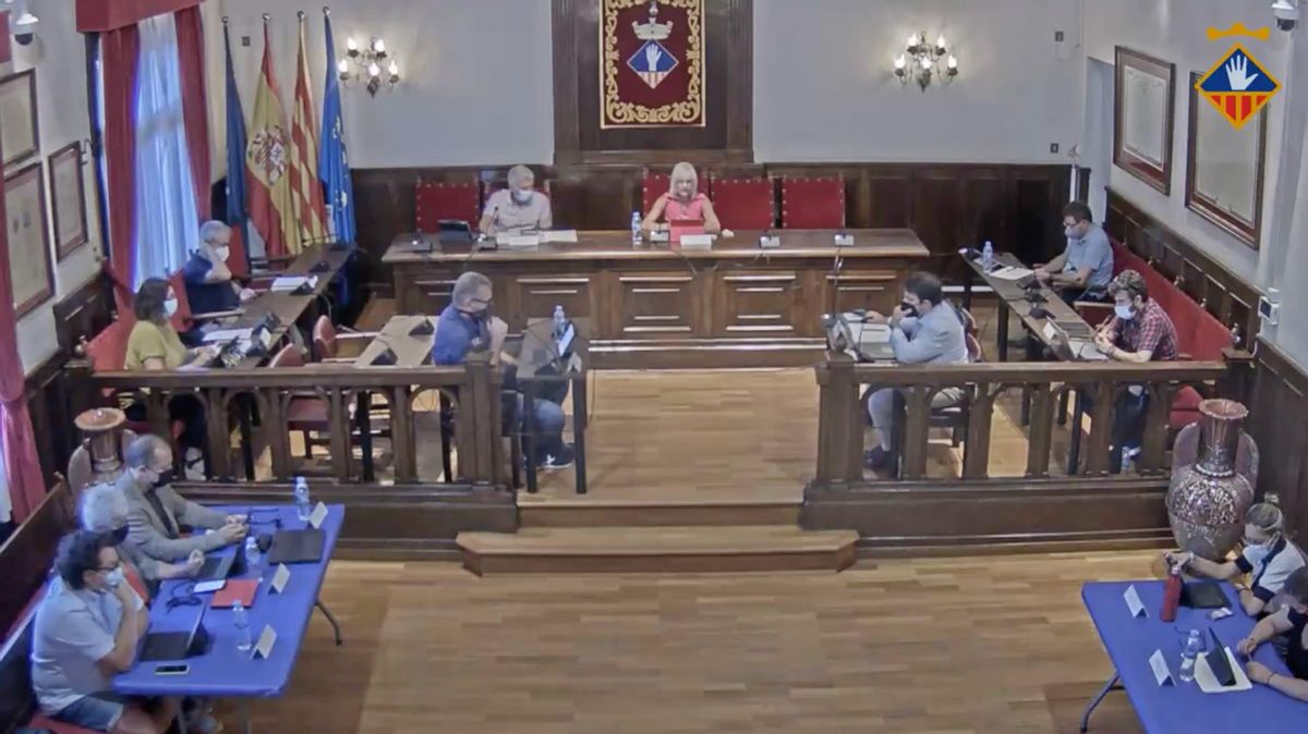 Esplugues recupera los plenos municipales presenciales Esplugues recupera los plenos municipales presenciales
