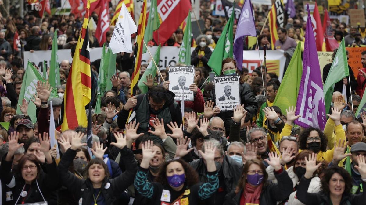 Vaga de professors a Catalunya: el conflicte s’enquista i els sindicats mantenen el pols