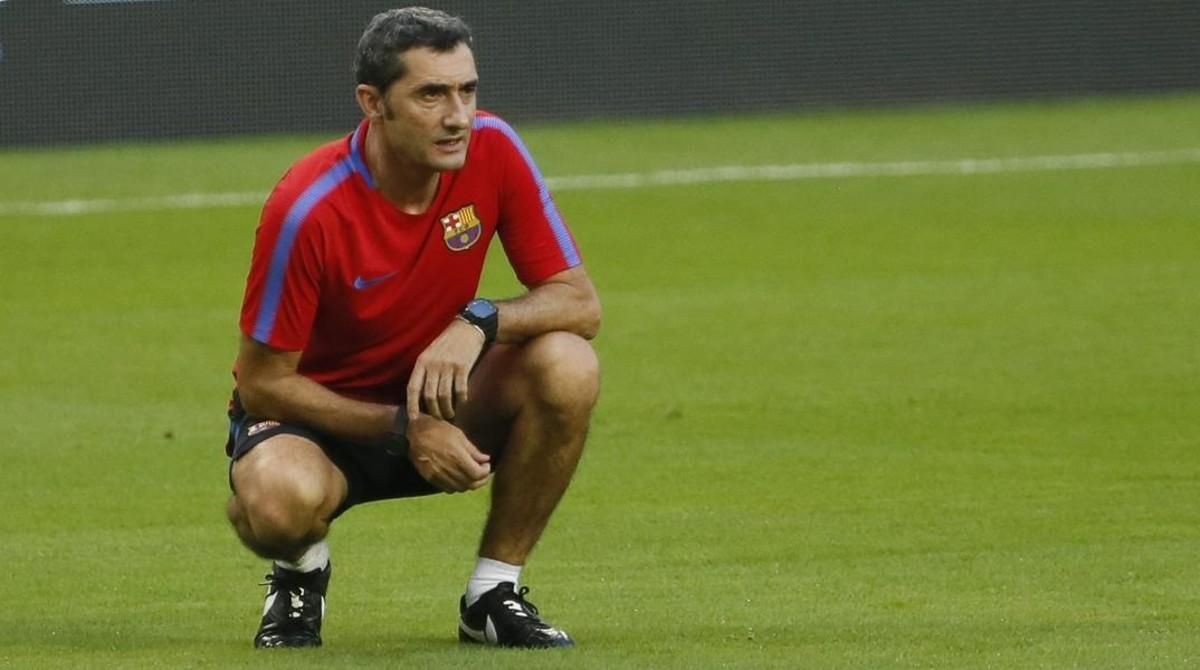 Ernesto Valverde, en un entrenamiento en Miami. Ernesto Valverde, en un entrenamiento en Miami.