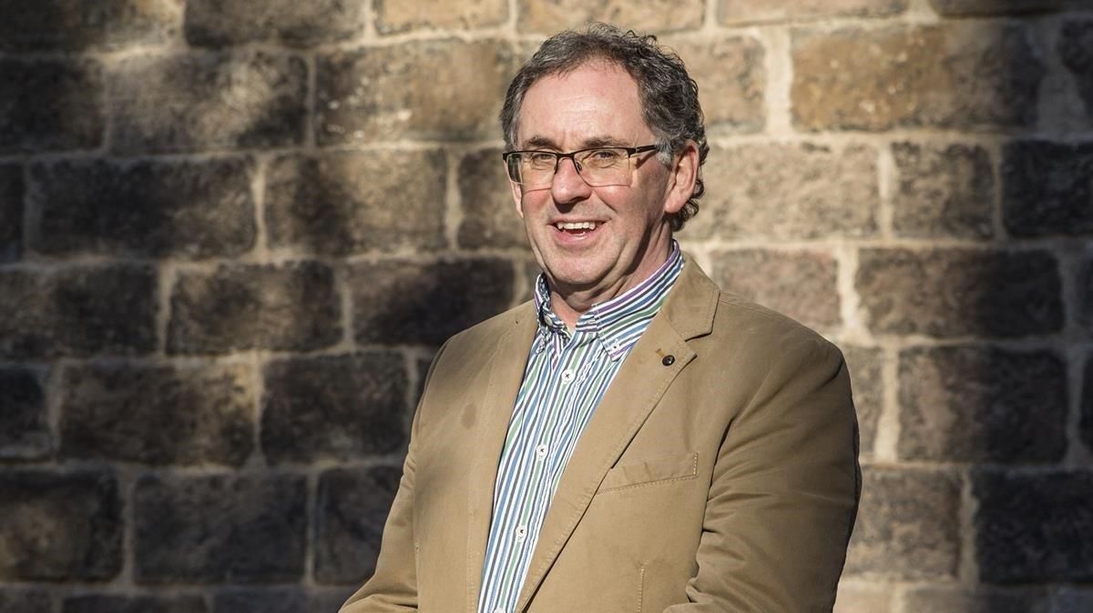 Padraic Kenna, experto en derecho de la vivienda. Padraic Kenna, experto en derecho de la vivienda.