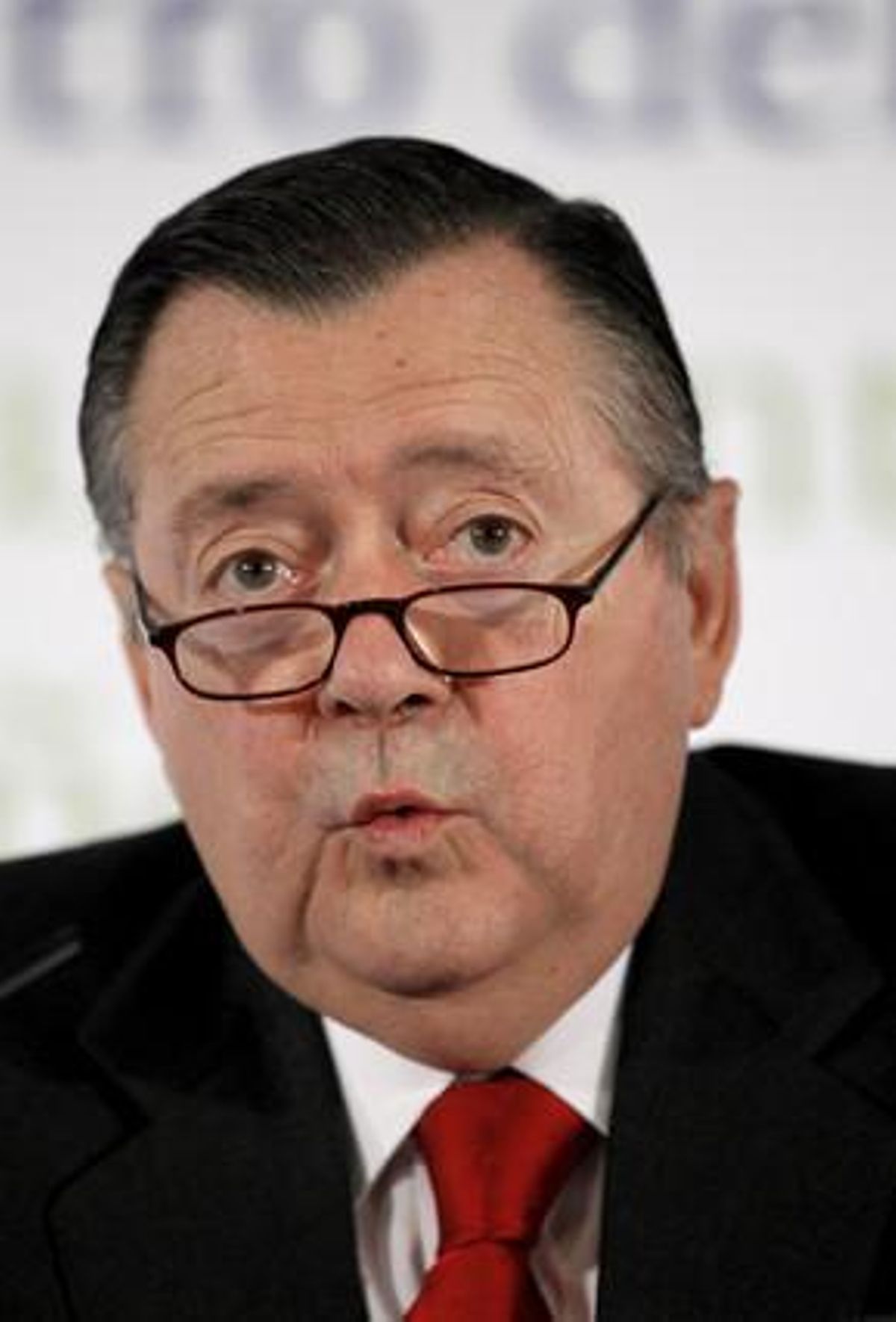 Alfredo Saenz. Alfredo Saenz.