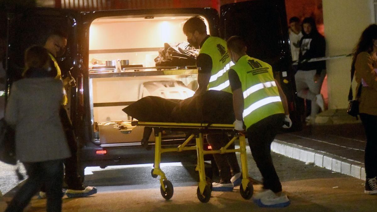 Prisión sin fianza para el acusado de matar a su padre a cuchilladas en Murcia Prisión sin fianza para el acusado de matar a su padre a cuchilladas en Murcia
