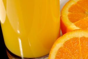 Zumo de naranja.