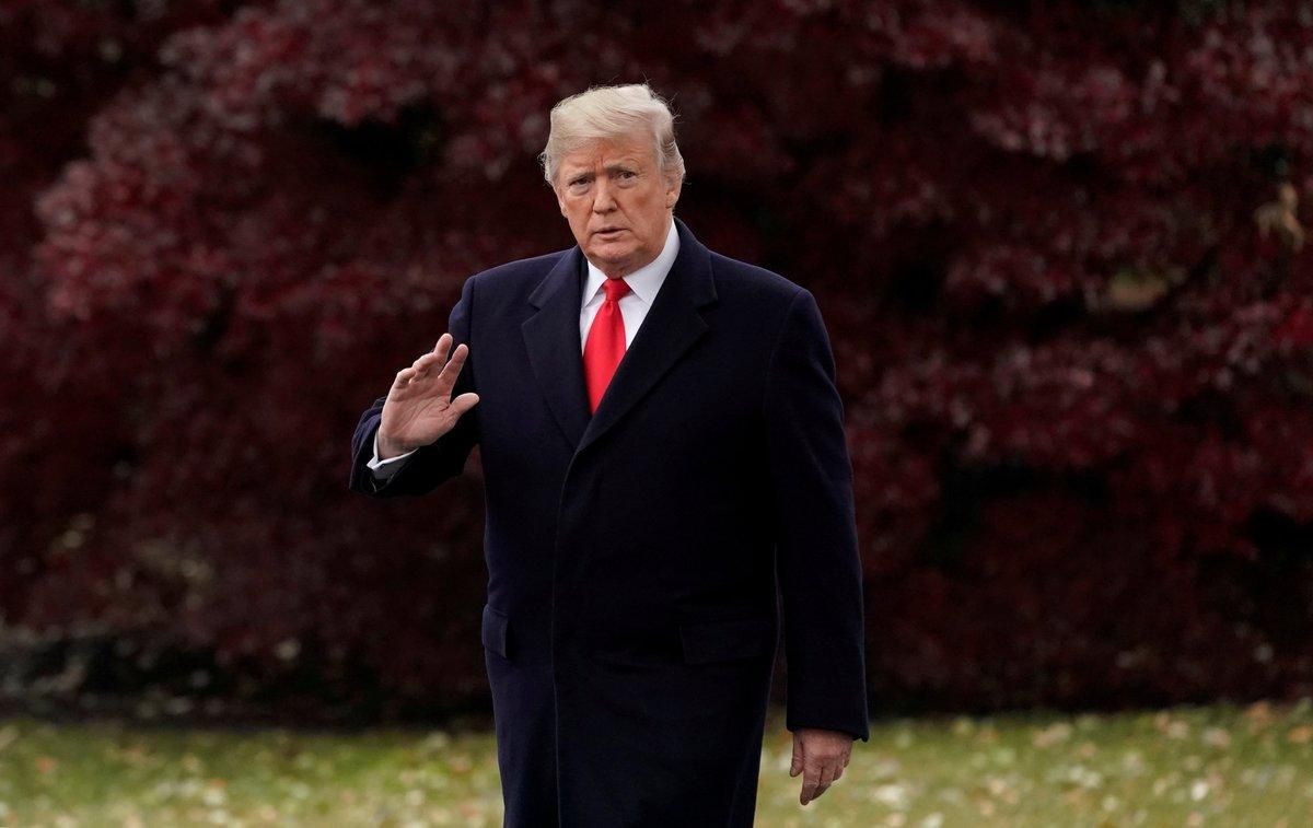 Donald Trump en los alrededores de la Casa Blanca. Donald Trump en los alrededores de la Casa Blanca.