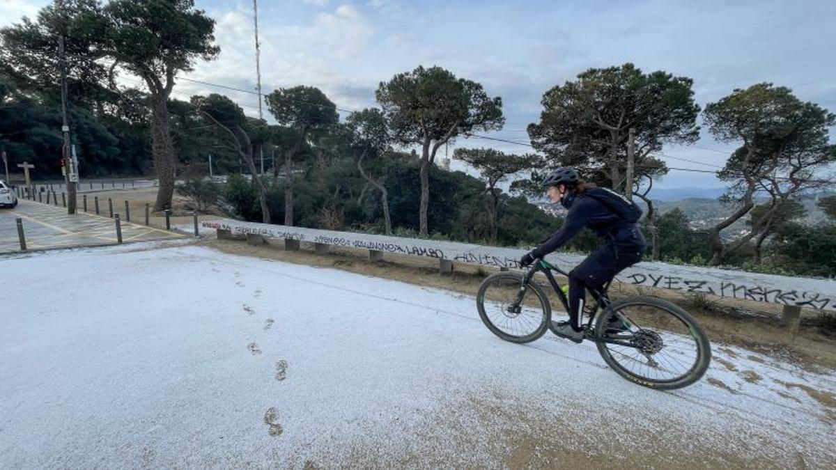 Nieve en Barcelona: estas son las zonas donde está nevando