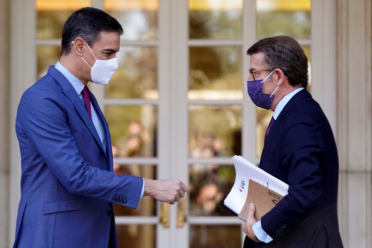 Pedro Sánchez y Alberto Núñez Feijóo, en La Moncloa. Pedro Sánchez y Alberto Núñez Feijóo, en La Moncloa.