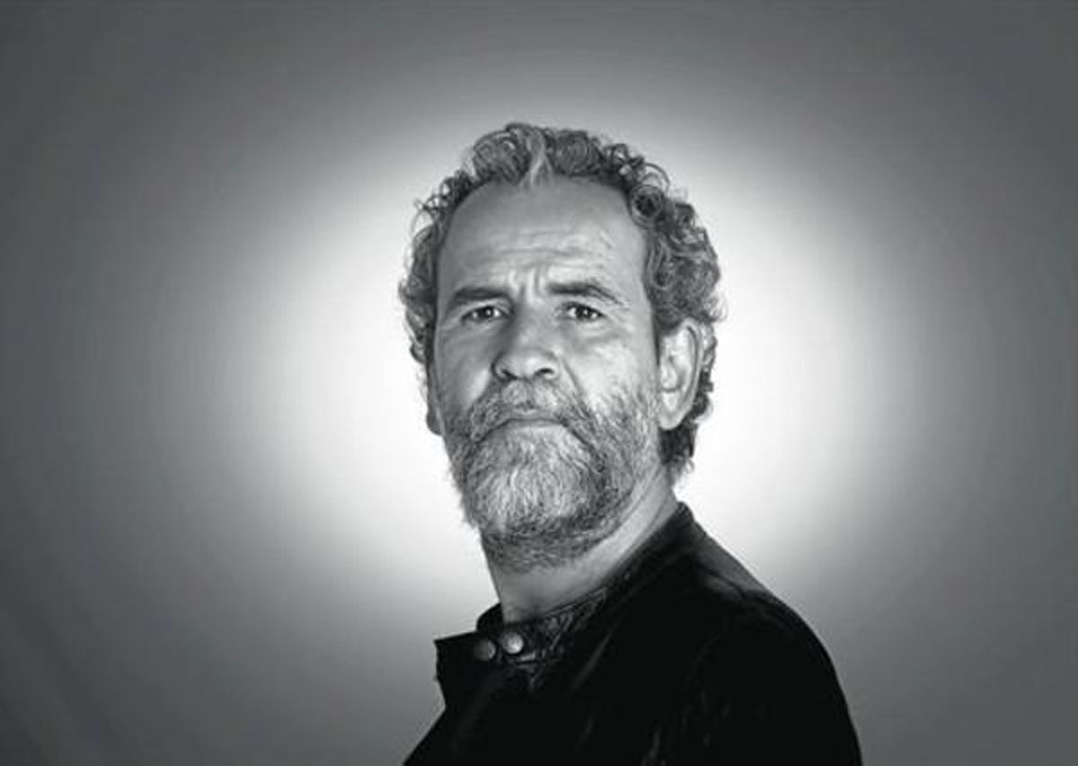 Willy Toledo, durante una pausa de los ensayos de ’Cremats’. Willy Toledo, durante una pausa de los ensayos de ’Cremats’.