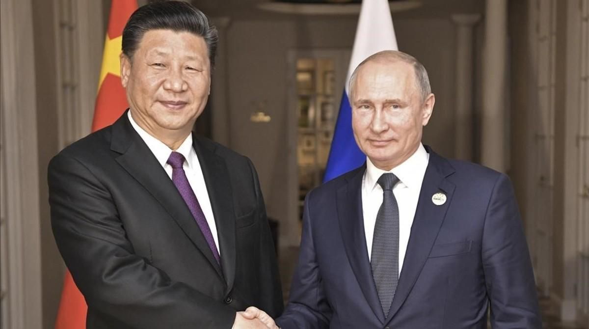 Xi Jinping y Vladimir Putin en Johanesburgo. Xi Jinping y Vladimir Putin en Johanesburgo.