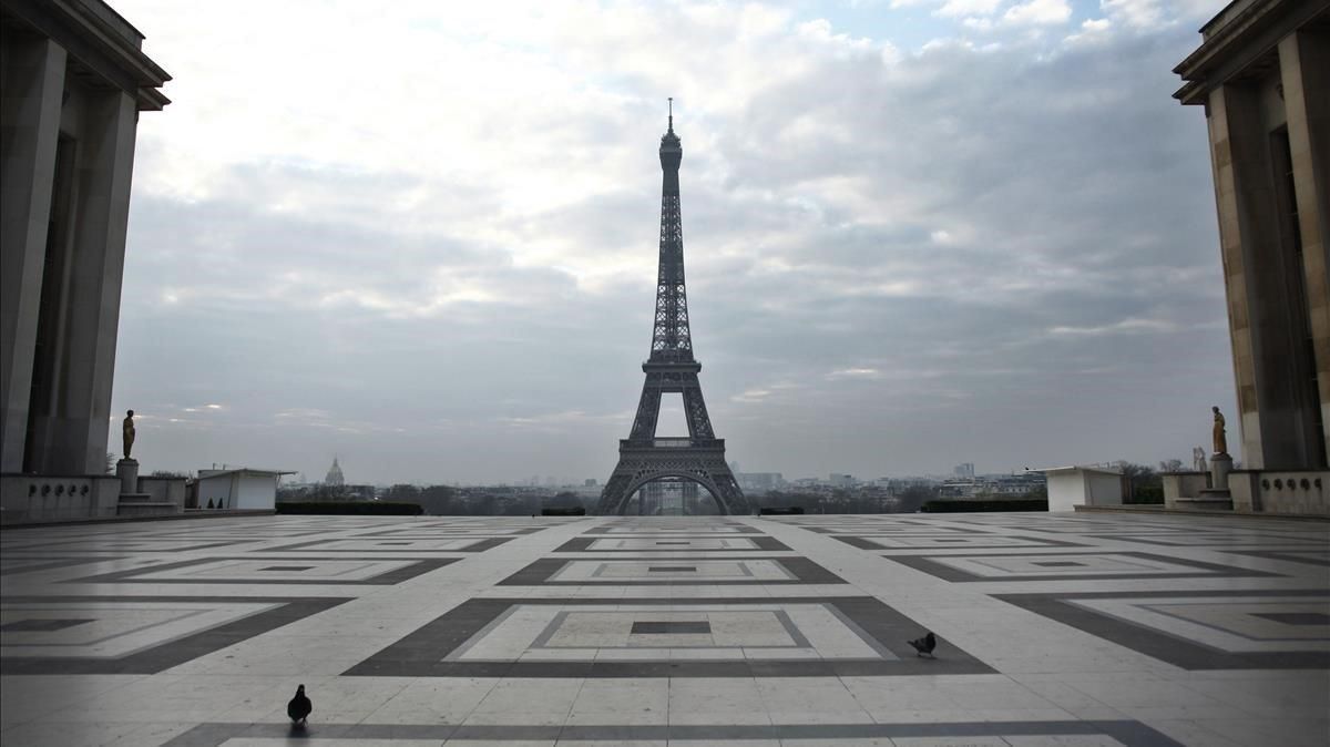Imagen de la plaza de Trocadero, frente a la torre Eiffel, este miércoles en París. Imagen de la plaza de Trocadero, frente a la torre Eiffel, este miércoles en París.