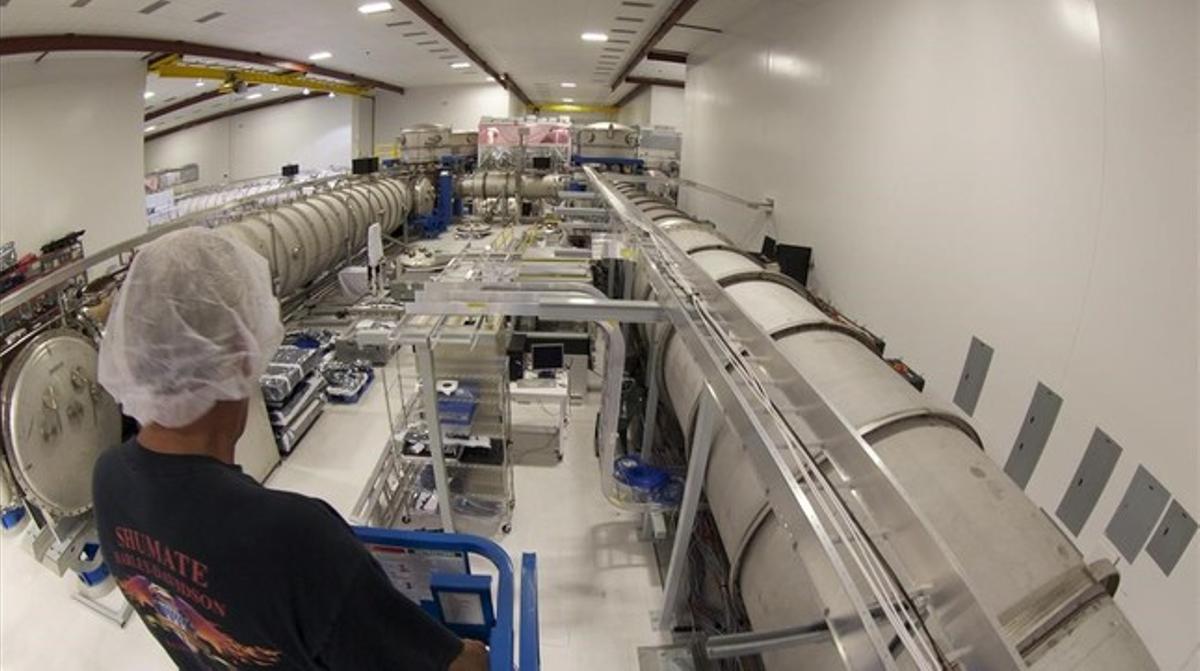 Cámara de vacío en el experimento LIGO, en su sede en Hanford (Washington, EEUU).