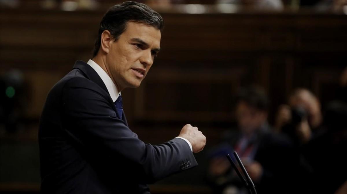 Pedro Sánchez interviene en la segunda votación de la investidura de Mariano Rajoy.