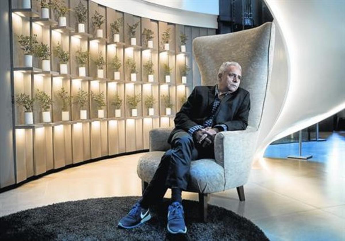 Hanif Kureishi, en su visita a Barcelona, el pasado miércoles Hanif Kureishi, en su visita a Barcelona, el pasado miércoles