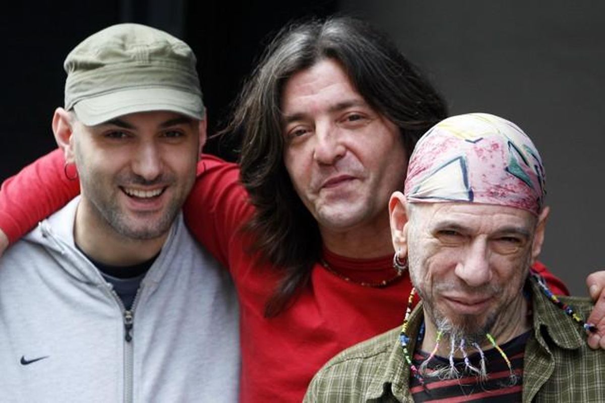 Ibon ’Ibi’ Sagarra, Javier ’Boni’ Hernández y Enrique Villareal, ’El Drogas’, en una imagen del 2008. Ibon ’Ibi’ Sagarra, Javier ’Boni’ Hernández y Enrique Villareal, ’El Drogas’, en una imagen del 2008.