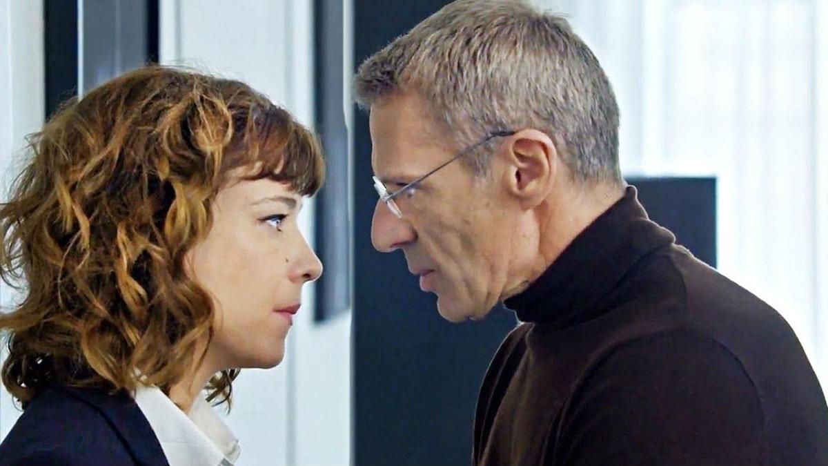 Céline Sallette y Lambert Wilson, en un fotograma de ’Corporate’ Céline Sallette y Lambert Wilson, en un fotograma de ’Corporate’