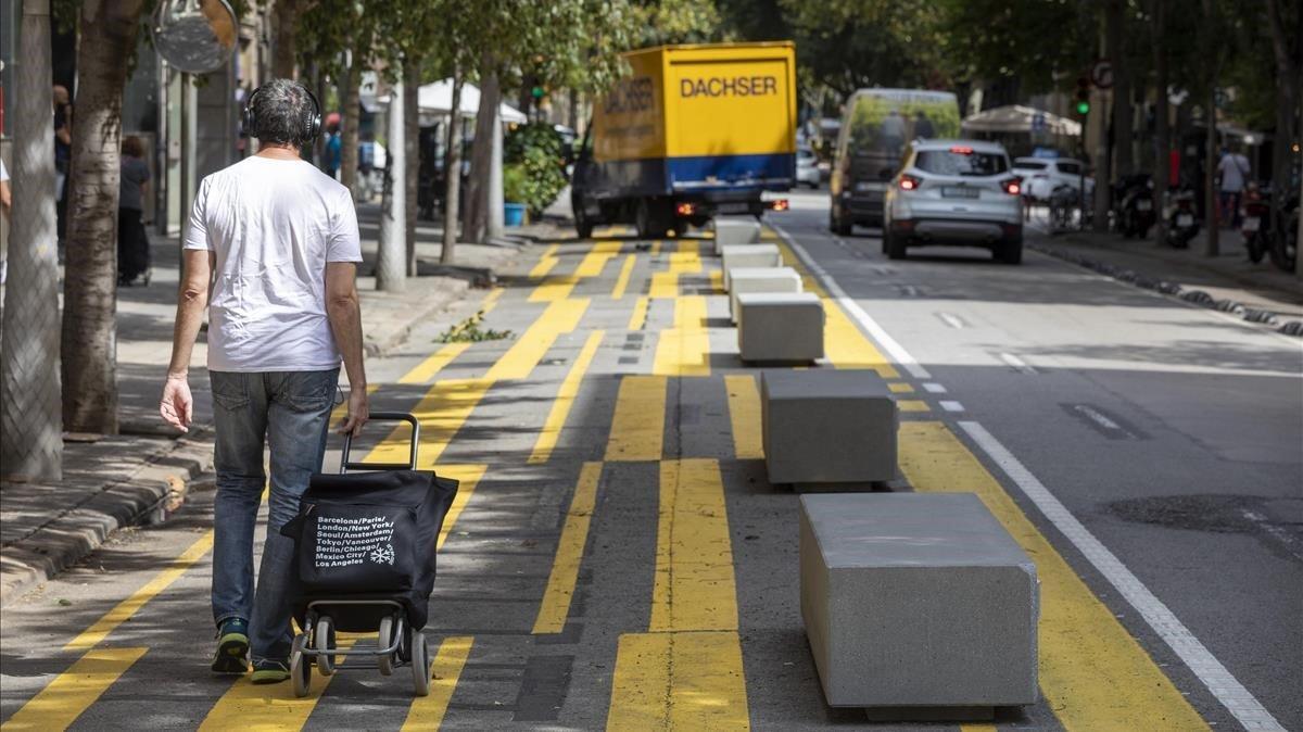 La fiscalia investiga els blocs de formigó que va instal·lar Barcelona al carrer