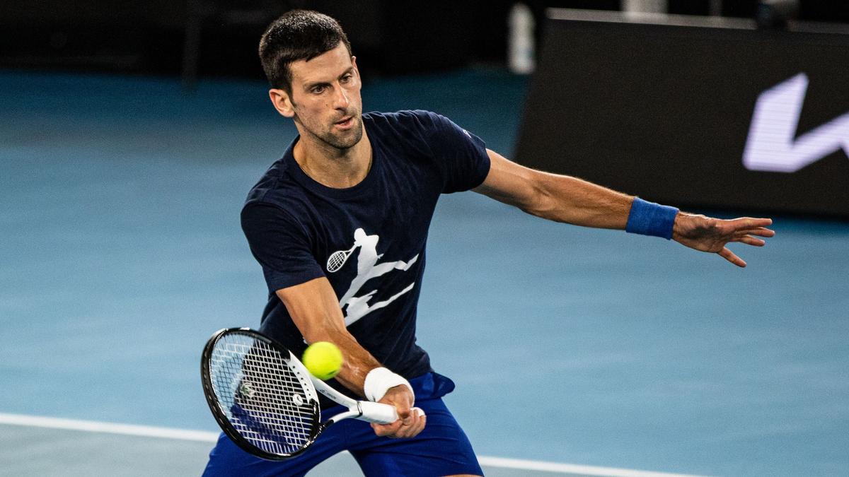Vergüenza!&quot;, clama Serbia ante el trato a Djokovic en Australia