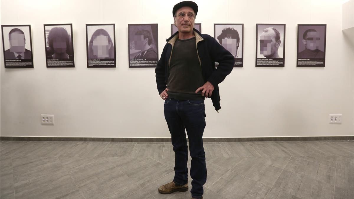 Una réplica de la exposición sobre presos políticos, con el artista Santiago Segura, en Madrid. Una réplica de la exposición sobre presos políticos, con el artista Santiago Segura, en Madrid.
