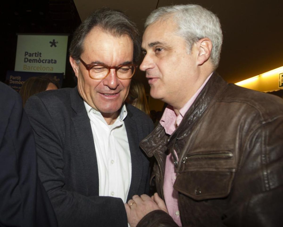 Artur Mas y Germà Gordó, este sábado, en un acto del PDECat en Barcelona. Artur Mas y Germà Gordó, este sábado, en un acto del PDECat en Barcelona.