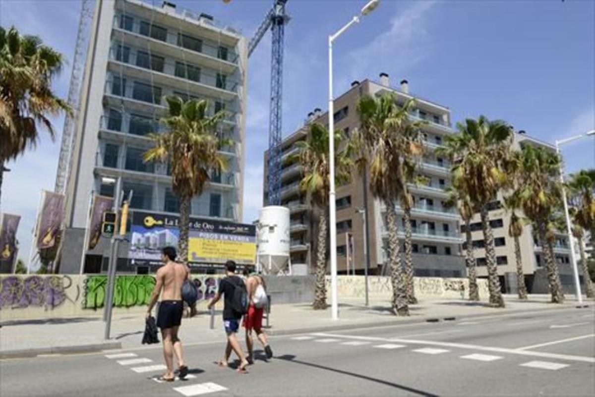 Promoción de pisos en Barcelona.