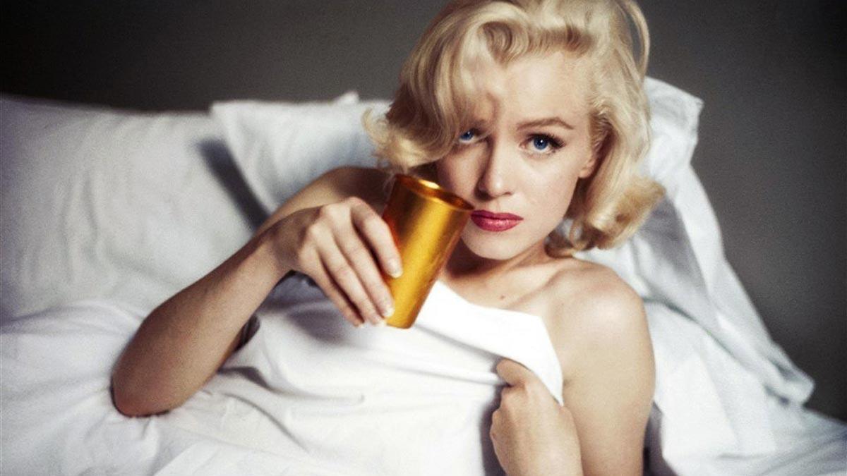 Una muestra reúne en París la obra de los cuatro fotógrafos que retrataron a Marilyn Monroe.